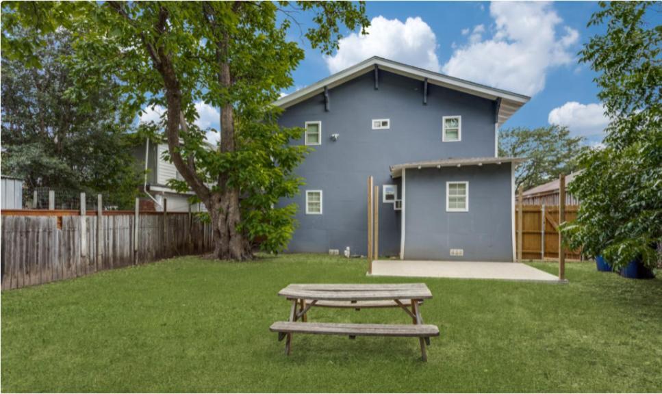 735 W 10Th St Dallas Luaran gambar