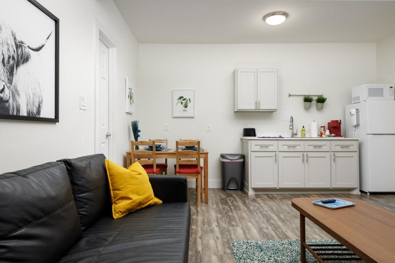 735 W 10Th St Dallas Luaran gambar