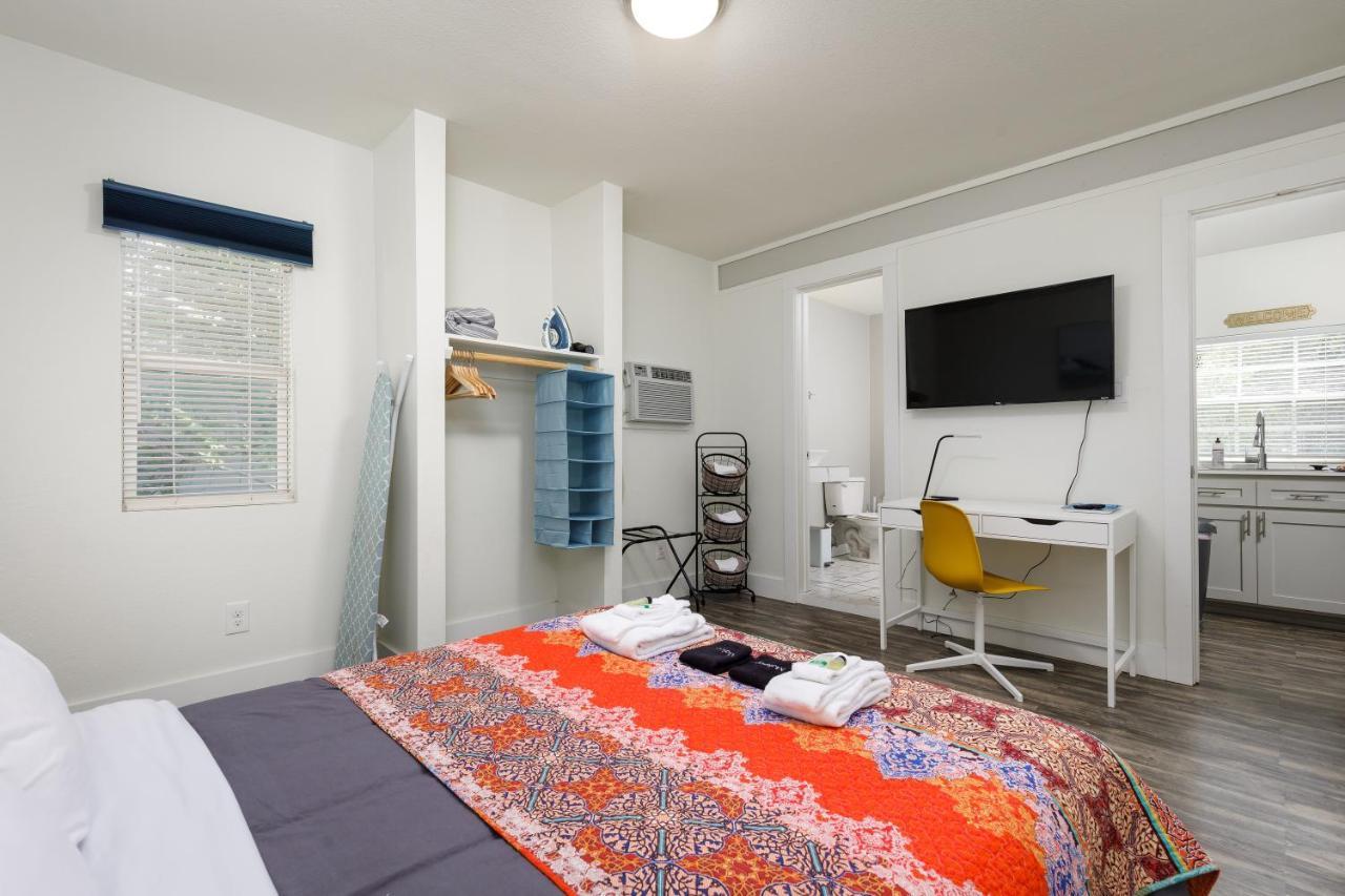 735 W 10Th St Dallas Luaran gambar