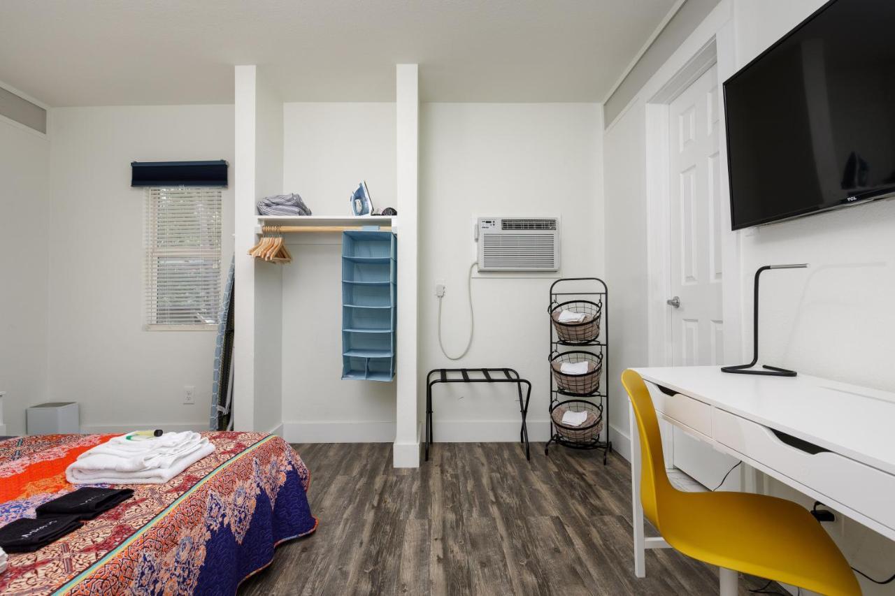 735 W 10Th St Dallas Luaran gambar