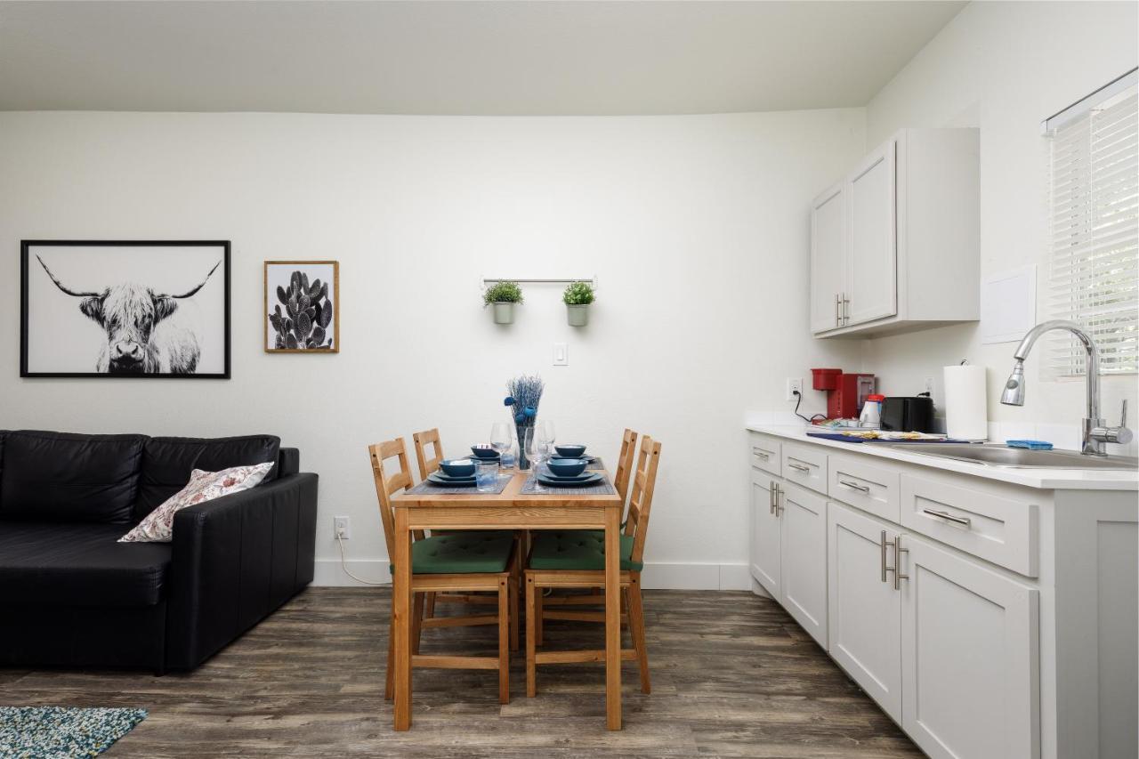 735 W 10Th St Dallas Luaran gambar